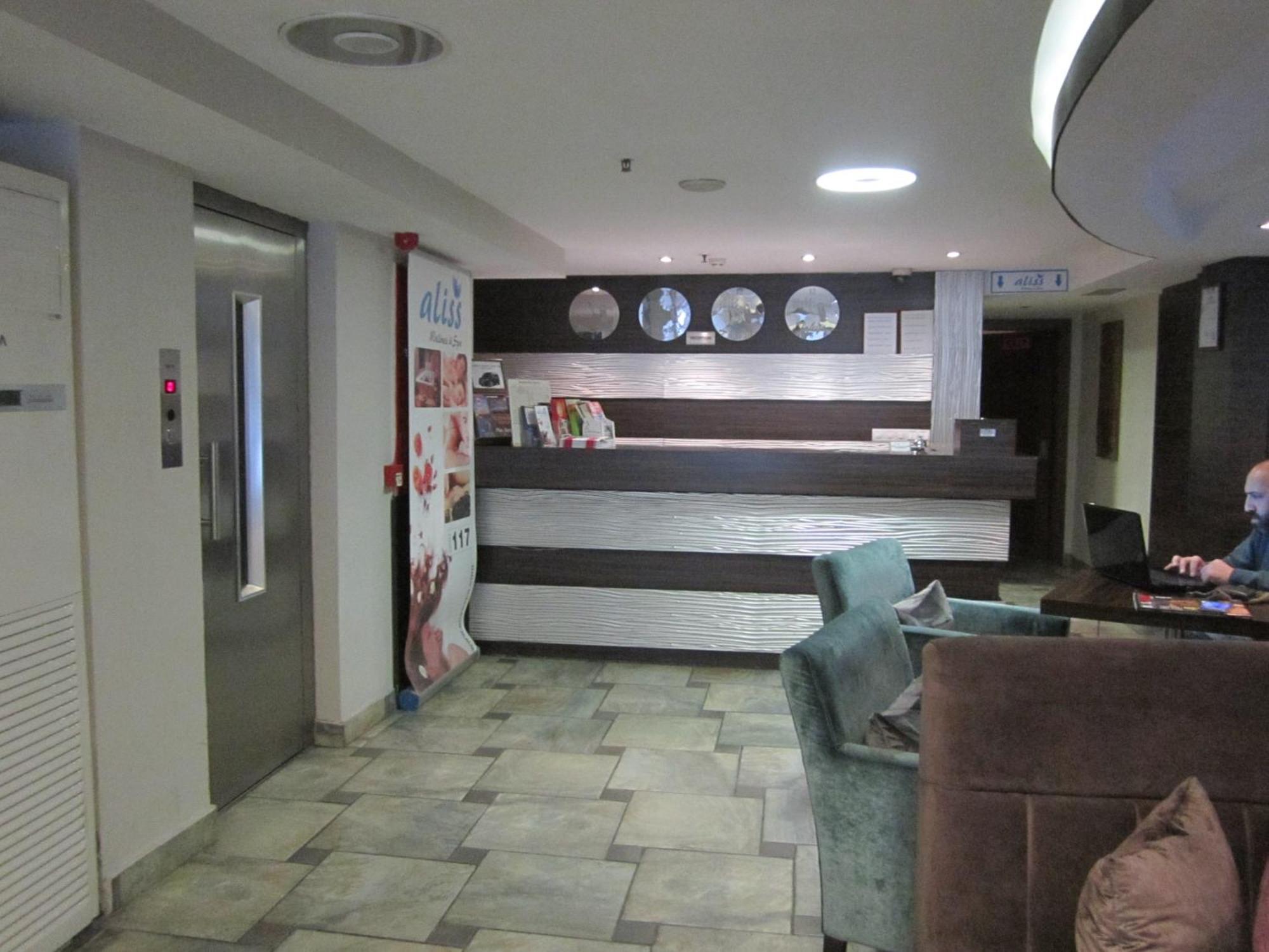 Derpa Suite Hotel Istanbul Eksteriør billede