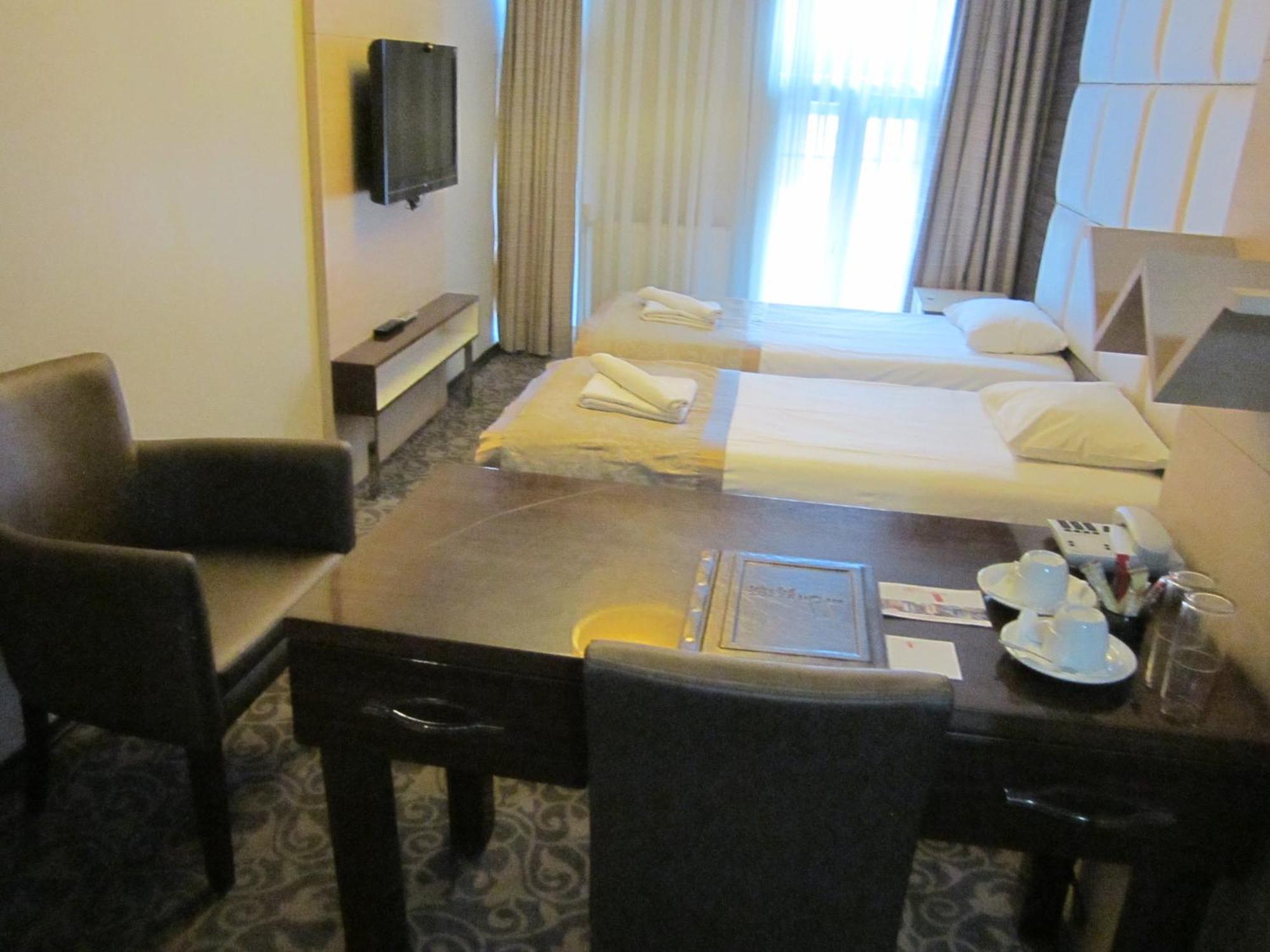 Derpa Suite Hotel Istanbul Eksteriør billede