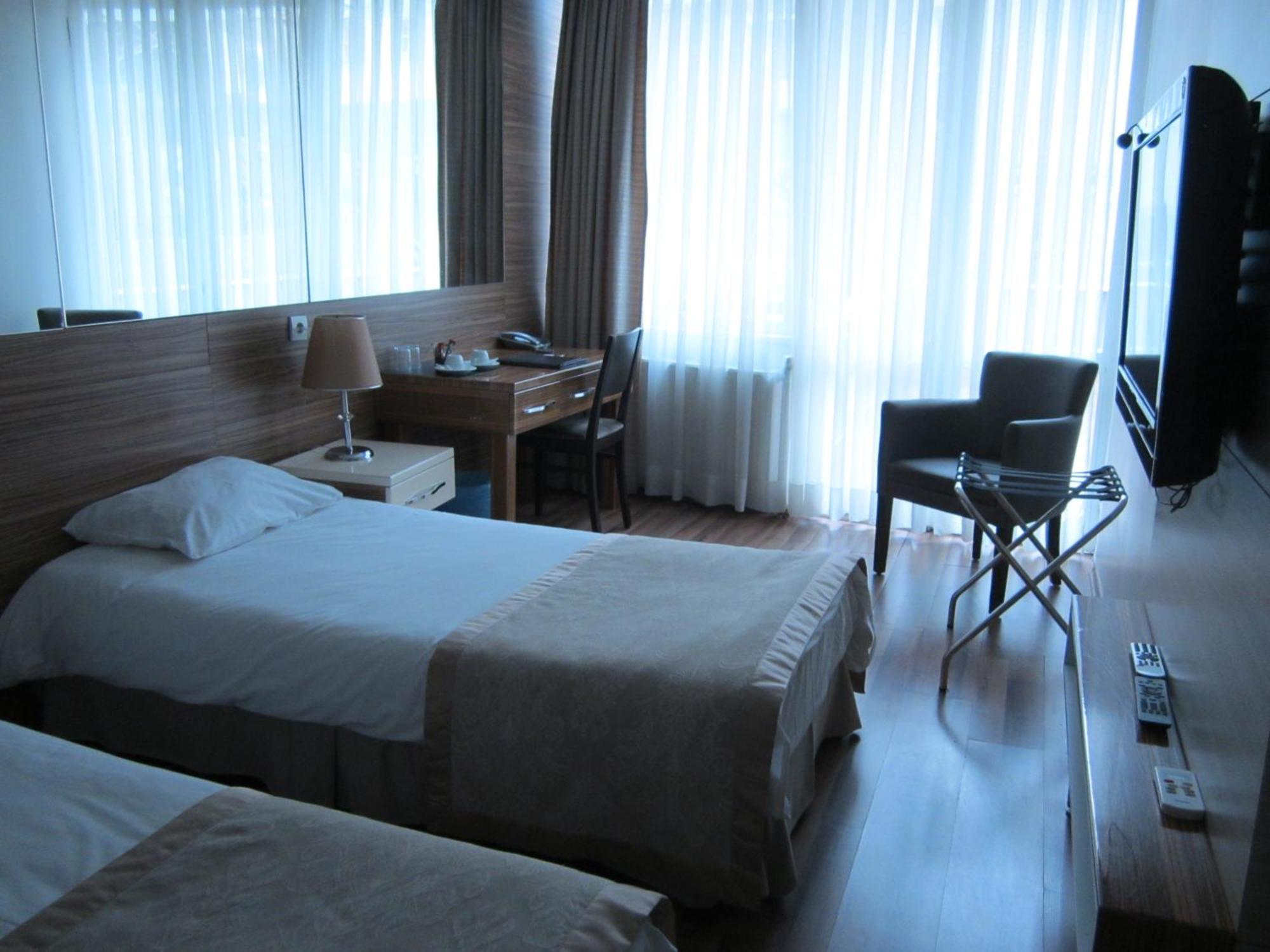 Derpa Suite Hotel Istanbul Eksteriør billede